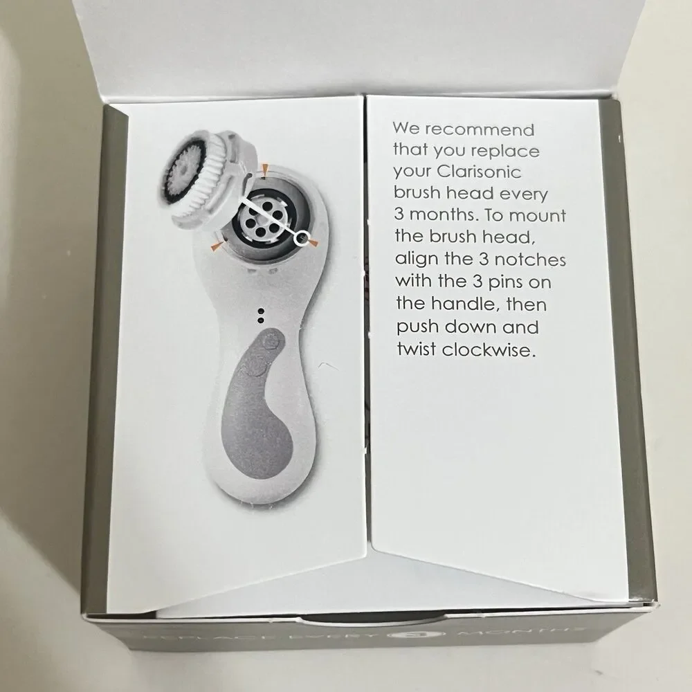 Clarisonic Skin Cleaning Replacement Brush Head for Acne Prone Skin Lot of 2 NEW